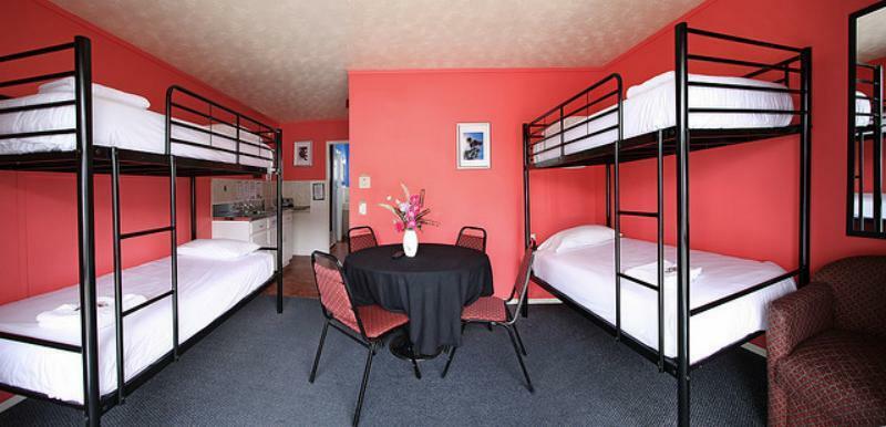 Paihia Ocean Club Hostel Exterior photo